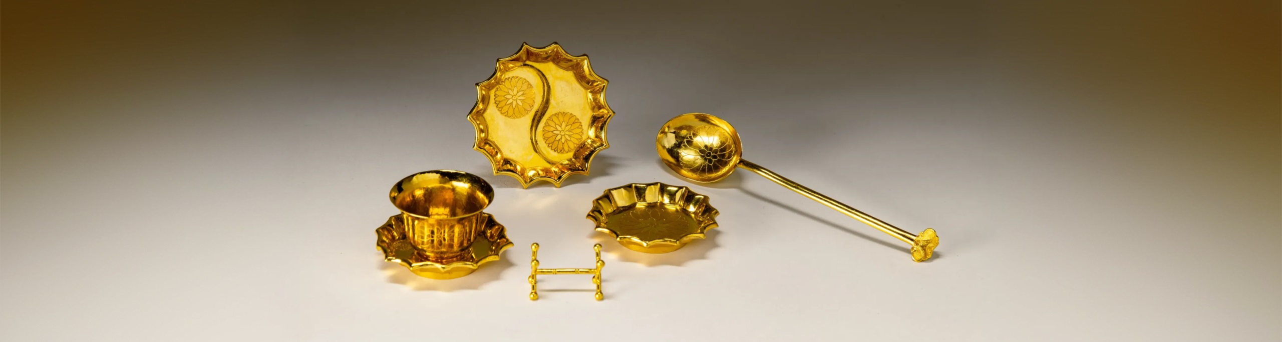 Property from the Estate of Rosamonde K'ung Hwang