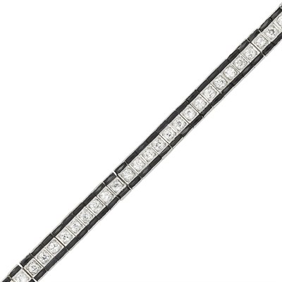 Lot 129 - Art Deco Platinum, Diamond and Black Onyx Straightline Bracelet