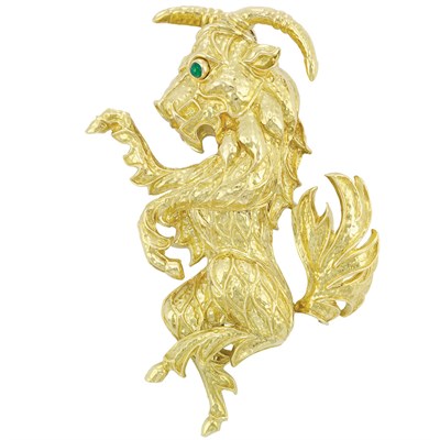 Lot 46 - Gold and Cabochon Emerald Goat Clip-Brooch, David Webb