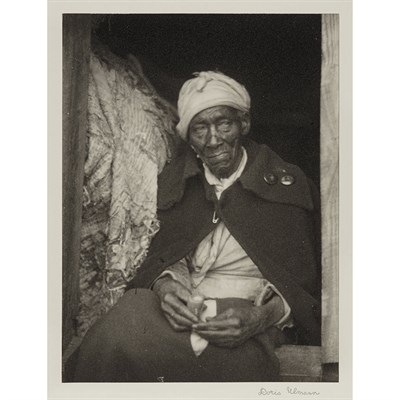 Lot 578 - ULMANN, DORIS (1882-1934) [Old Woman holding...