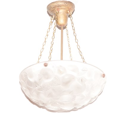 Lot 573 - R. Lalique Molded Glass Lausanne Plafonnier...
