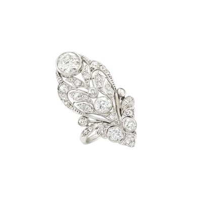 Lot 1 - Edwardian Platinum and Diamond Ring