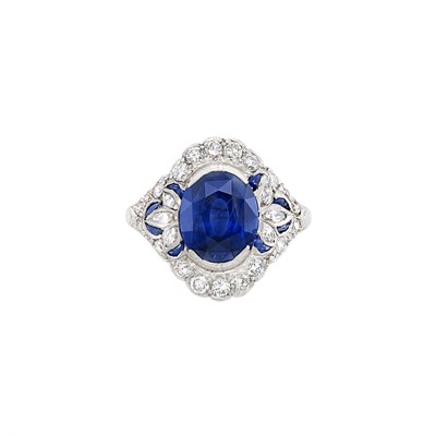 Lot 301 - Platinum, Sapphire and Diamond Ring