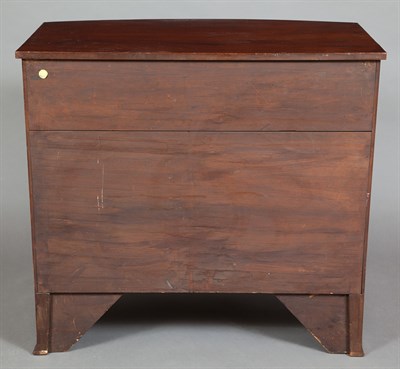 Lot 133 - Federal Style Mahogany and Birch Bow-Front...
