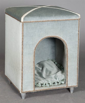 Lot 1468 - Louis XVI Style Velvet-Upholstered Dog Bed...