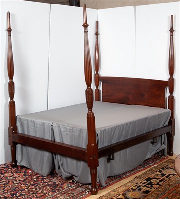 Lot 413 - Federal Mahogany Bed The reeded posts carved...