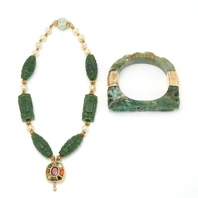 Lot 169 - Carved Jade and Gold Bangle Bracelet and Necklace with Gem-Set Pendant