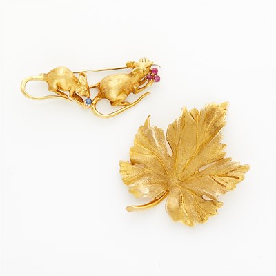 Lot 145 - Gold Leaf Pin and Ruby and Sapphire Mice Pin