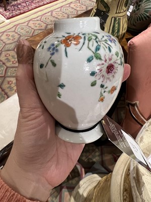 Lot 152 - A Group of Chinese Porcelain Vases