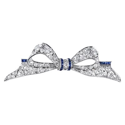 Lot 208 - Edwardian Platinum, Diamond and Sapphire Bow Pin