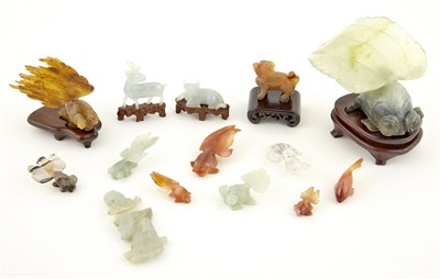 Lot 190 - Assortment of Chinese Small Jade and Hardstone...