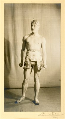 Lot 315 - Theater and Dance Photography Group of...