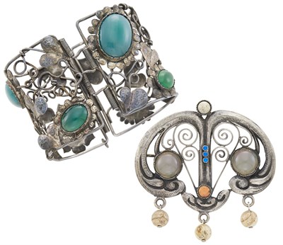 Lot 186 - Property from the Estate of Jacqueline Loewe...