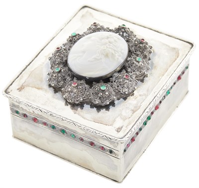 Lot 189 - Property from the Estate of Jacqueline Loewe...