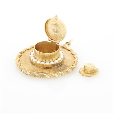 Lot 54 - CELESTE HOLM Gold, Cultured Pearl and Diamond...