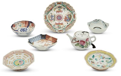 Lot 119 - Seven Assorted East Asian Porcelain Articles...