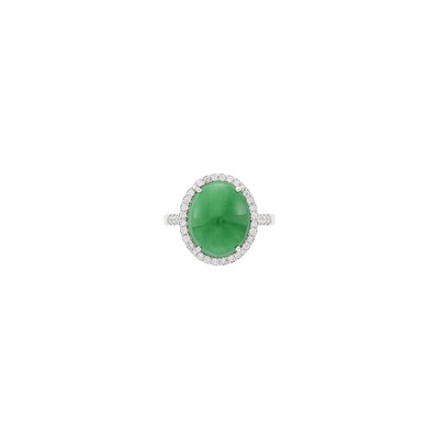Lot 54 - White Gold, Jade and Diamond Ring