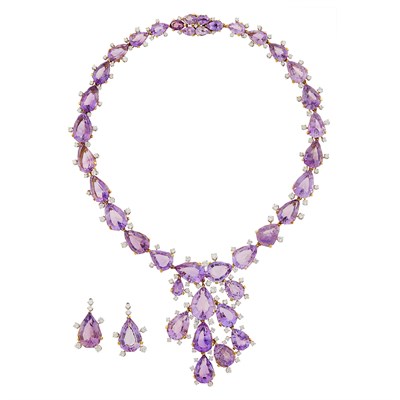 Lot 47 - Gold, Platinum, Amethyst and Diamond Necklace and Pair of Pendants