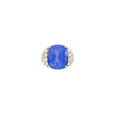 Lot 65 - Gold, Sapphire and Diamond Ring