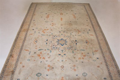 Lot 265 - Oushak Carpet