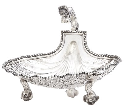 Lot 173 - Edward VII Sterling Silver Shell Form Basket...