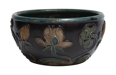 Lot 125 - A Chinese Fahua Bowl