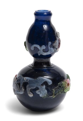 Lot 100 - A Chinese Multicolor Glass Overlay Vase