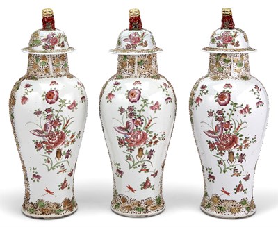Lot 174 - Set of Three Continental Chinese Style Porcelain Vases With Covers