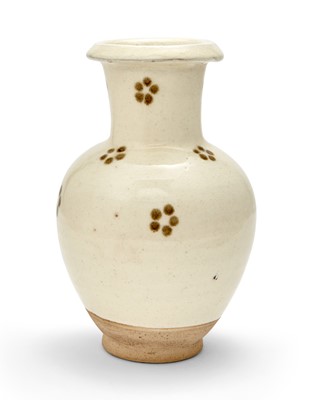 Lot 315 - A Chinese Jizhou Ware Vase