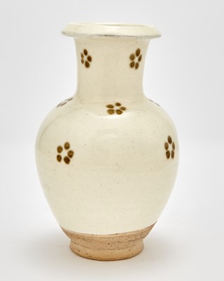 Lot 315 - A Chinese Jizhou Ware Vase