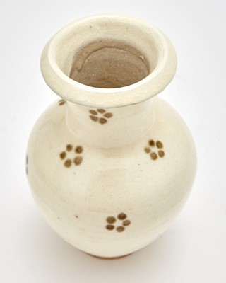 Lot 315 - A Chinese Jizhou Ware Vase