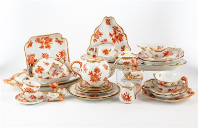 Lot 115 - Herend Fortuna Rust Pattern Porcelain Table...