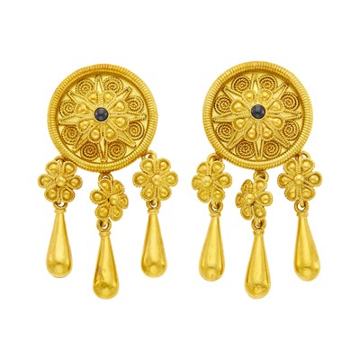 Lot 125 - Pair of High Karat Gold and Black Onyx Fringe Earclips