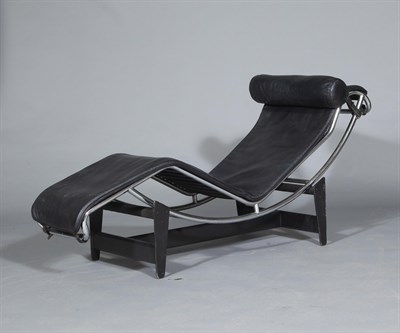 Lot 336 - Le Corbusier for Cassina Leather Upholsterd and Metal LC4 Chaise Longue