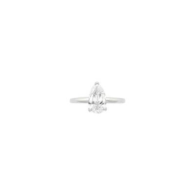 Lot 160 - Oscar Heyman and Brothers Platinum and Diamond Ring
