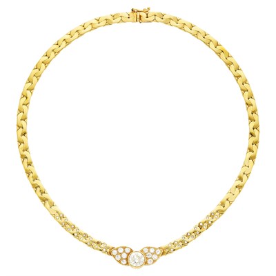 Lot 138 - Gold and Diamond Necklace