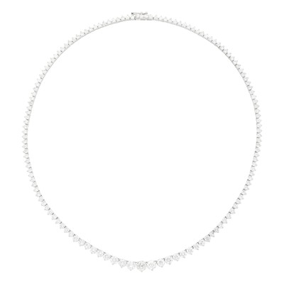 Lot 143 - White Gold and Diamond Necklace