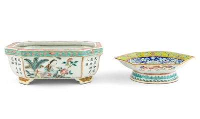 Lot 85a - A Chinese Hexagonal Porcelain Footed Dish