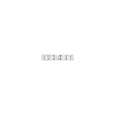 Lot 1098 - Platinum and Diamond Band Ring