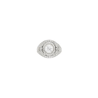 Lot 1070 - J.E. Caldwell & Co. Antique Platinum, Gold and Diamond Ring