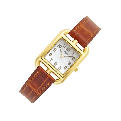 Lot 1006 - Hermès Paris Gold and Mother-of-Pearl 'Cape Cod' Wristwatch