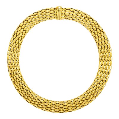 Lot 1011 - Gold Necklace
