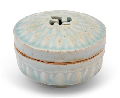 Lot 183 - A Rare Chinese Qingbai Covered Tripod Censer