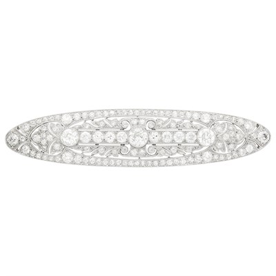 Lot 117 - Platinum and Diamond Brooch