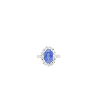 Lot 131 - White Gold, Sapphire and Diamond Ring