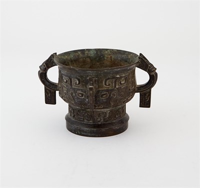 Lot 162 - A Chinese Bronze Archaistic Ding Vessel
