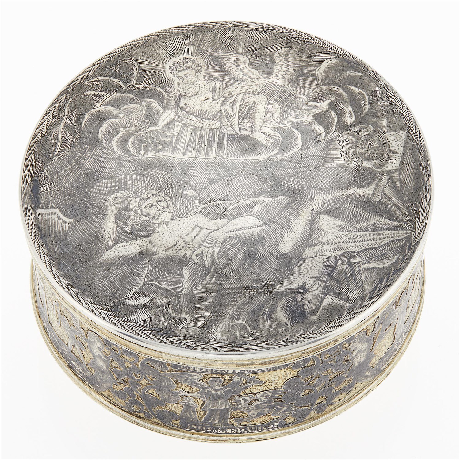 Lot 54 - Russian Parcel-Gilt Silver and Niello Circular Snuff Box