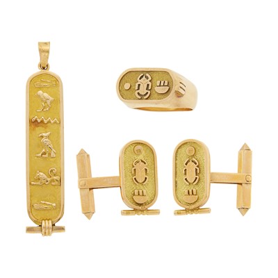 Lot 235 - Gold Egyptian Hieroglyphics Pendant, Ring and Pair of Cufflinks