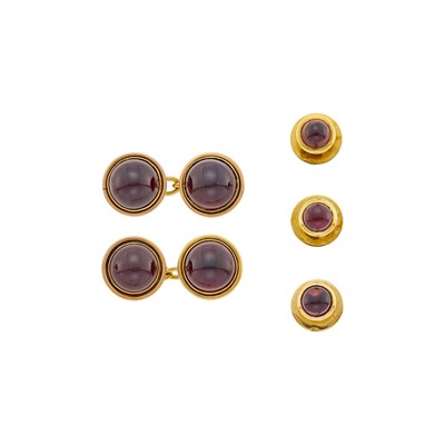 Lot 210 - Gold and Cabochon Garnet Dress Set