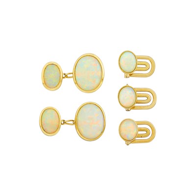 Lot 215 - Gold and White Opal Dress Set